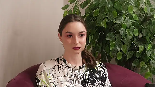 MinnieWerthman online show from May 12, 11:29 am