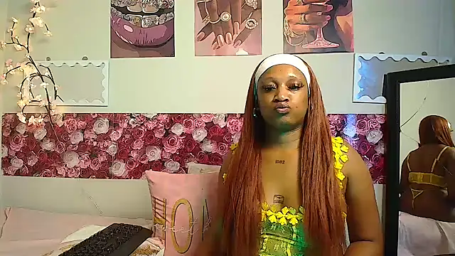 EnchantingLisa online show from June 27, 12:22 pm