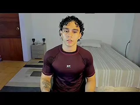 Snapshot of mateo_jack chatting on June 2, 1:46 pm mateo jack online show from June 2, 1:46 pm