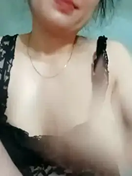 Kee2000 online show from May 17, 11:34 pm