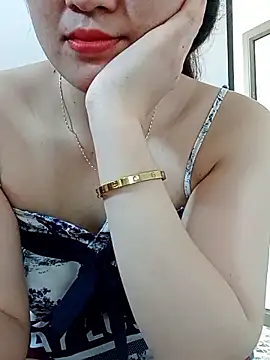 Kee2000 online show from May 24, 9:25 am