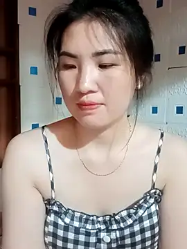 Kee2000 online show from June 19, 3:05 pm