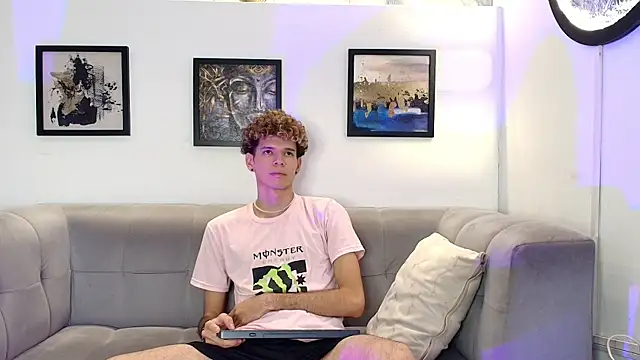 KING BOYS2026 online show from June 6, 1:32 am