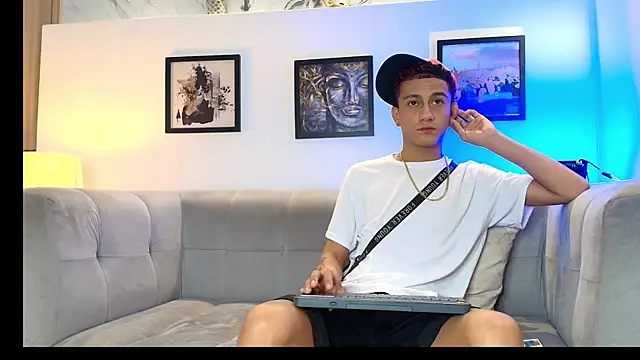 KING BOYS2026 online show from June 14, 1:36 am