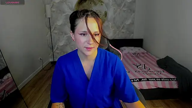 Snapshot of Julia_Shyy chatting on July 5, 1:45 am Julia Shyy online show from July 5, 1:45 am
