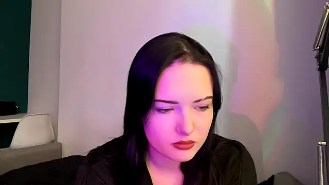Snapshot of AmbientInvalid chatting on June 12, 1:10 pm AmbientInvalid online show from June 12, 1:10 pm