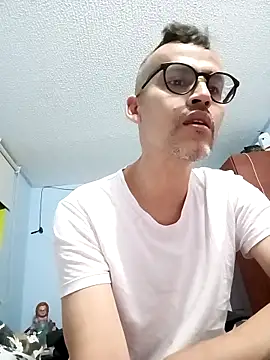 jairo43 online show from May 4, 10:11 am