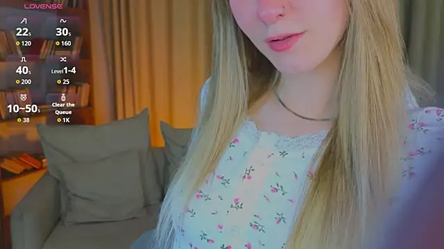 Snapshot of MilliBrownn chatting on May 9, 10:53 am MilliBrownn online show from May 9, 10:53 am