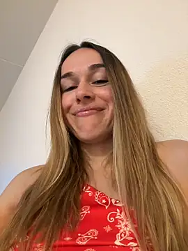 Naomi-Smile online show from May 4, 8:05 pm