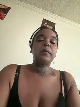 loyaltylove online show from April 29, 7:42 pm