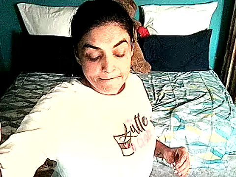 Snapshot of Indian_blaze006 chatting on June 18, 1:59 pm Indian blaze006 online show from June 18, 1:59 pm