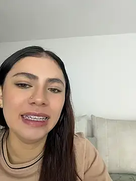 EmilyCxx online show from July 17, 11:53 pm