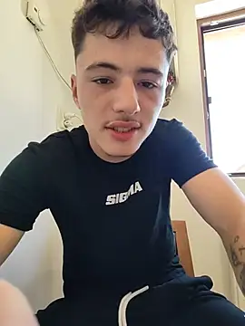 denysio89 online show from June 21, 9:12 am