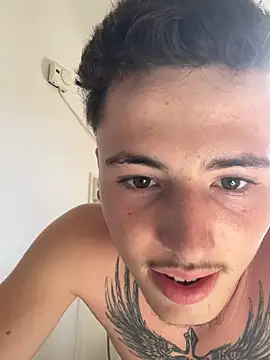denysio89 online show from June 27, 2:12 pm