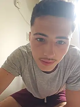 denysio89 online show from July 12, 12:40 pm