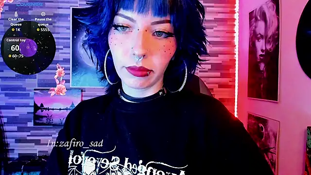 Snapshot of BlueElyxra chatting on May 7, 3:34 am BlueElyxra online show from May 7, 3:34 am