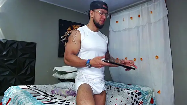 Snapshot of JACOB_BECKET chatting on July 8, 12:53 pm JACOB BECKET online show from July 8, 12:53 pm