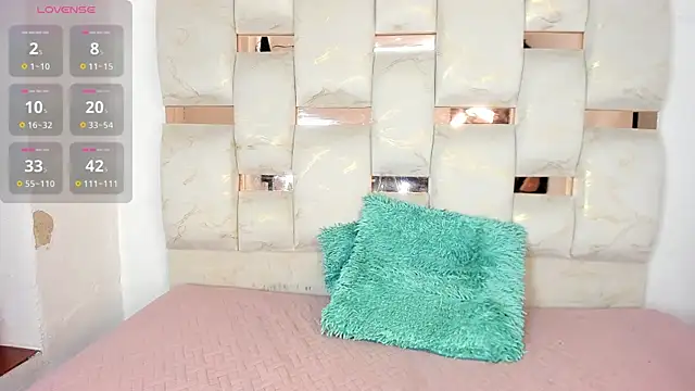 Snapshot of Salo_Duartte chatting on July 28, 7:39 pm Salo Duartte online show from July 28, 7:39 pm