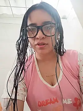 Snapshot of Sky__19 chatting on July 1, 7:57 pm Sky 19 online show from July 1, 7:57 pm