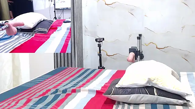 Snapshot of Liaa_cams chatting on May 18, 3:46 am Liaa cams online show from May 18, 3:46 am