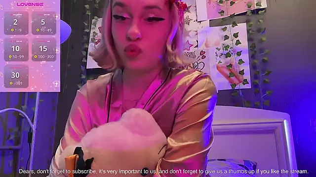 Snapshot of Miss_Amy00 chatting on July 9, 6:12 pm Miss Amy00 online show from July 9, 6:12 pm