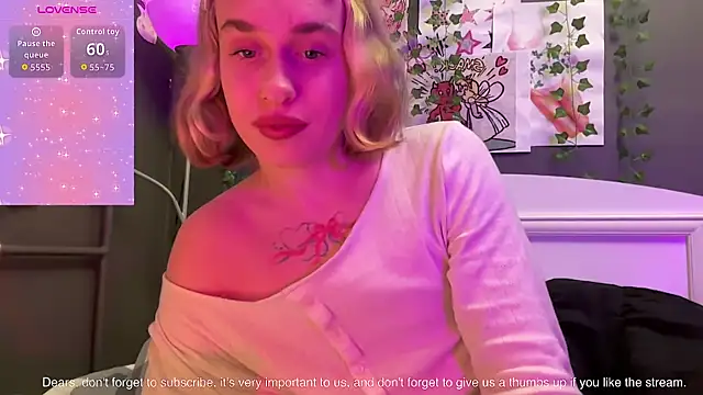 Snapshot of Miss_Amy00 chatting on July 22, 10:23 pm Miss Amy00 online show from July 22, 10:23 pm
