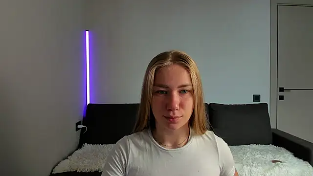 AnnaAlexArti online show from July 10, 5:01 am
