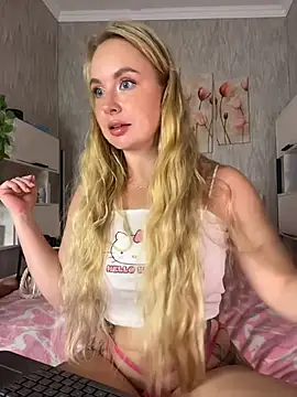Kitty-Kelsi online show from June 26, 8:19 am