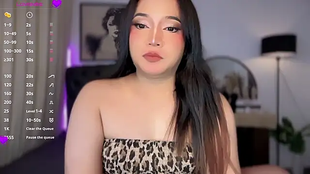 Snapshot of Sensual_Ekang chatting on July 18, 6:01 pm Sensual Ekang online show from July 18, 6:01 pm