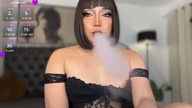 Snapshot of Sensual_Ekang chatting on August 5, 7:49 pm Sensual Ekang online show from August 5, 7:49 pm