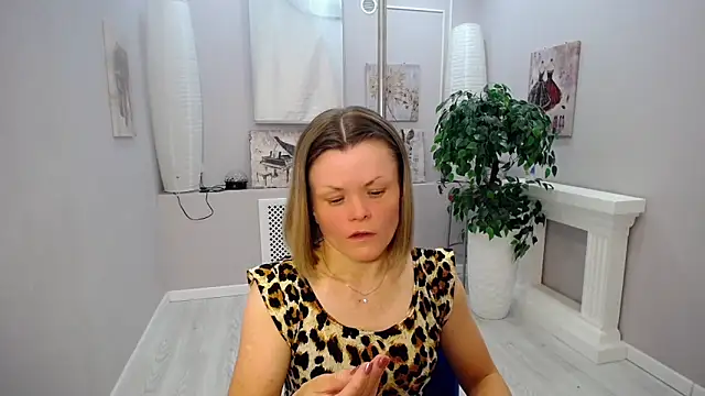 wild temptation  online show from May 29, 6:11 am