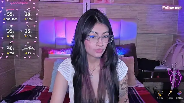 mia smoke  online show from July 27, 12:06 am