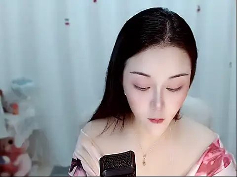 Amy-cnbaby online show from June 12, 1:15 am