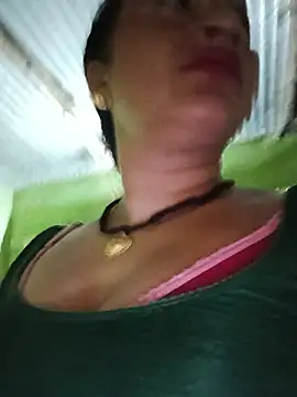 Snapshot of Haliya8 chatting on May 15, 4:25 pm Haliya8 online show from May 15, 4:25 pm