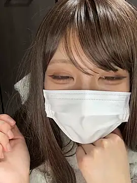 Sakuna oO online show from May 6, 2:22 pm