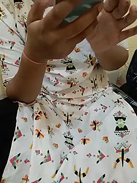 Seema yadav01 online show from June 18, 5:08 am