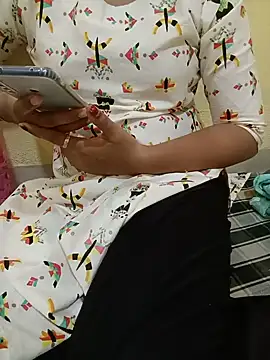 Seema yadav01 online show from June 18, 9:25 am