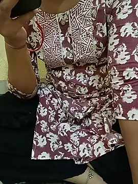 Seema yadav01 online show from June 27, 5:12 am