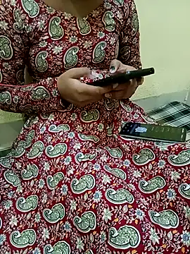 Seema yadav01 online show from July 28, 5:25 am