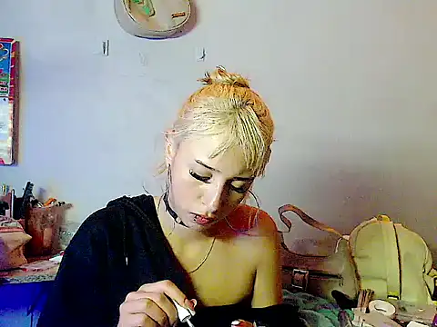 Snapshot of bunnyfoxxd chatting on July 2, 11:44 pm bunnyfoxxd online show from July 2, 11:44 pm