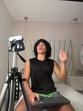 Taylor gray7 online show from June 16, 4:04 am