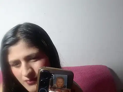 Snapshot of AbbyRose_69 chatting on May 7, 4:40 am AbbyRose 69 online show from May 7, 4:40 am