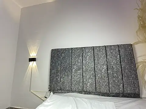 Snapshot of luna_silk_ chatting on July 26, 2:24 pm luna silk online show from July 26, 2:24 pm