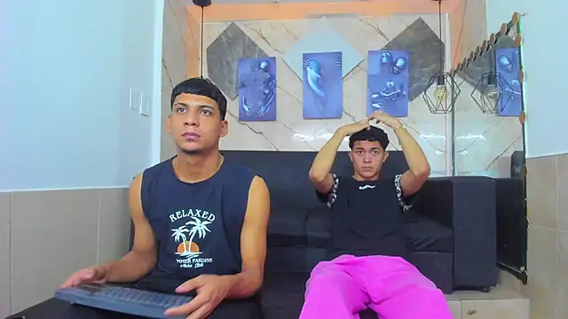 Yeff 26 online show from July 6, 11:40 am