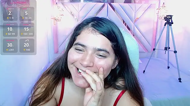 Snapshot of Laurha_ chatting on July 21, 7:38 pm Laurha online show from July 21, 7:38 pm