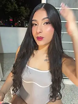 SabrinaX X online show from May 26, 11:34 pm