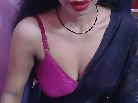 Snapshot of wild_minakshi chatting on June 28, 4:40 am wild minakshi online show from June 28, 4:40 am