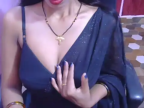 Snapshot of wild_minakshi chatting on July 5, 4:52 am wild minakshi online show from July 5, 4:52 am