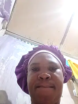 Snapshot of Kettyberry chatting on May 6, 10:48 pm Kettyberry online show from May 6, 10:48 pm