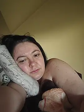 EmmaEmmy40 online show from July 18, 4:27 am